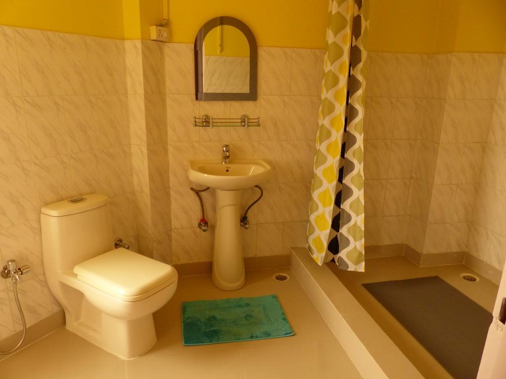 Mykonos Guest House And Spa New Delhi Buitenkant foto