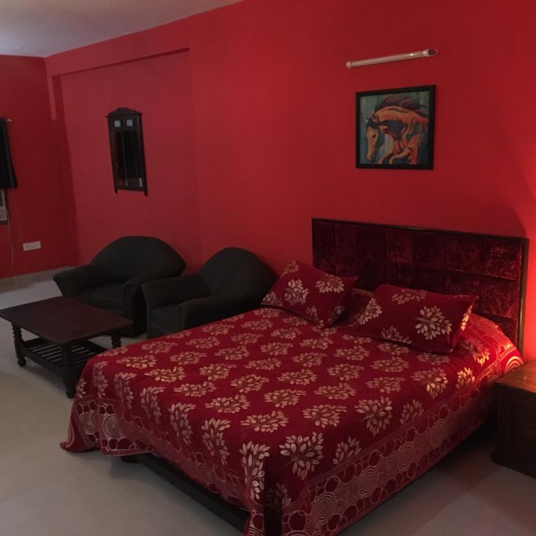 Mykonos Guest House And Spa New Delhi Buitenkant foto